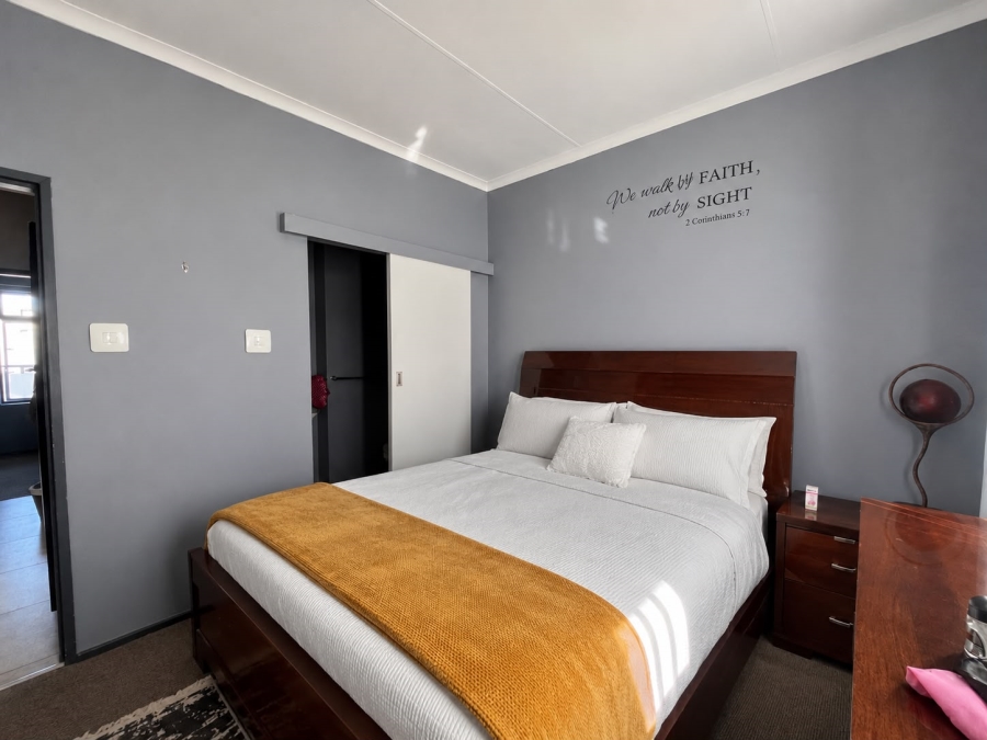 2 Bedroom Property for Sale in Nahoon Valley Park Eastern Cape